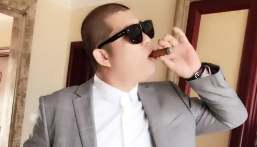 二驴的网红八卦是谁-_二驴直播自爆父亲私生子真相_ks平台二驴私生子事件