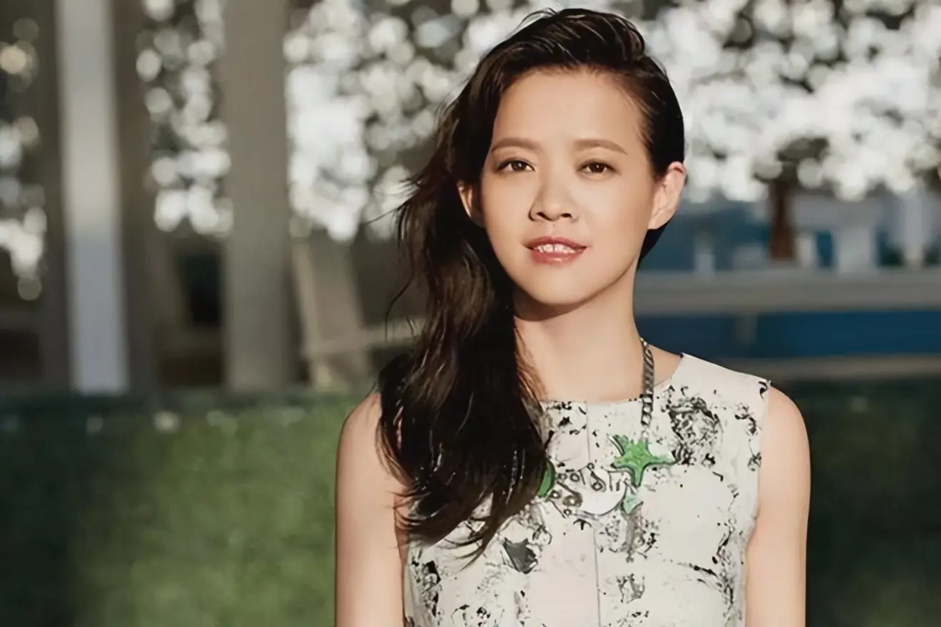 明星口臭 刘亦菲口臭 唐嫣口臭_中国女明星哪些有口臭